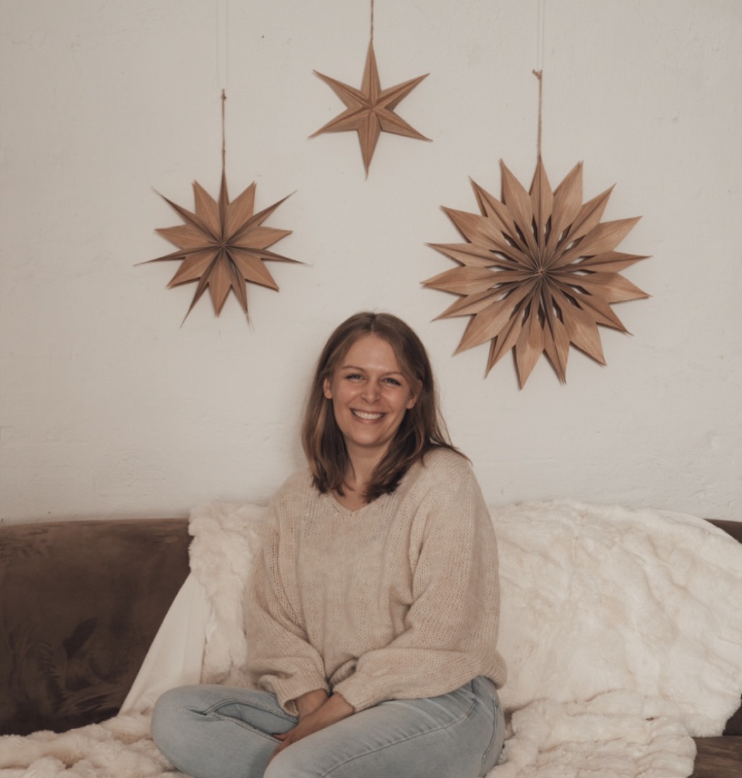 Svenja — Yogalehrer:in bei Yoga mit Isabell